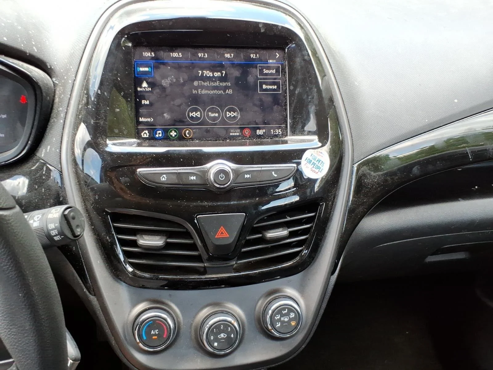 Used 2021 Summit White Chevrolet 1LT image 18