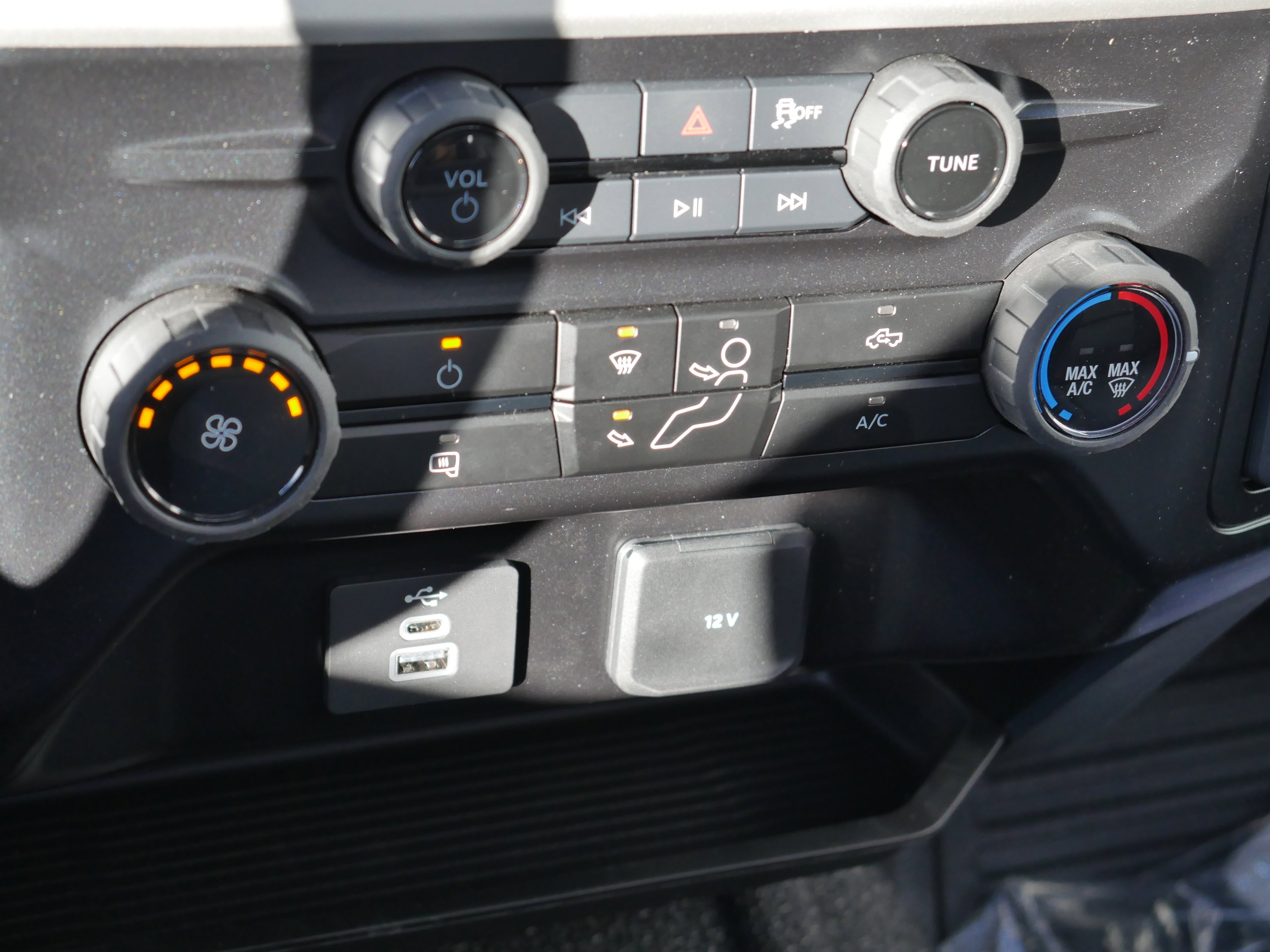 2025 Ford F-450 Super Duty Chassis Cab XL - Photo 11