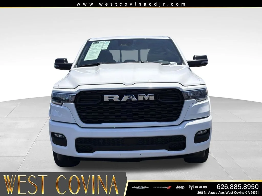 Used 2025 White Ram Big Horn/Lone Star image 3