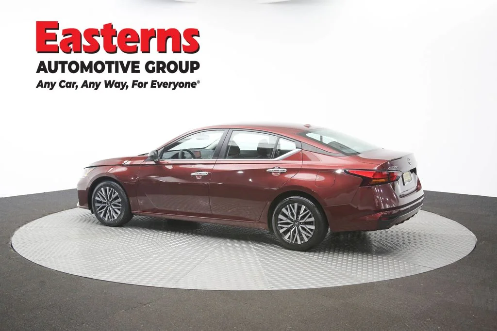 Used 2025 Red Nissan 2.5 SV image 58