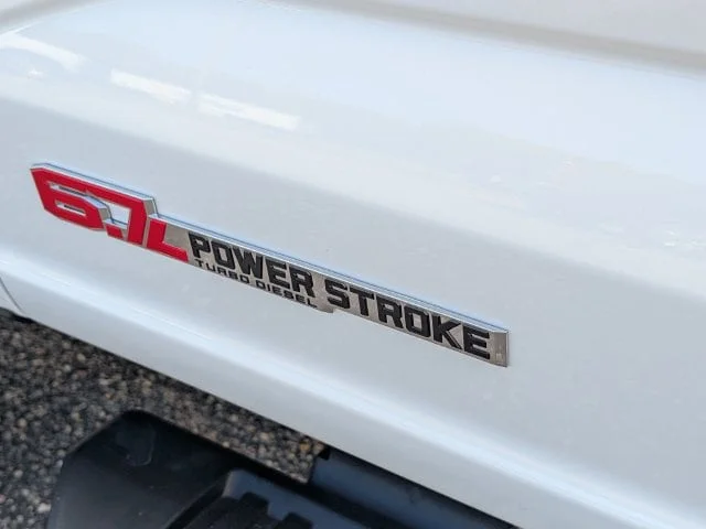 New 2027 Oxford White Ford F-350® XL image 13