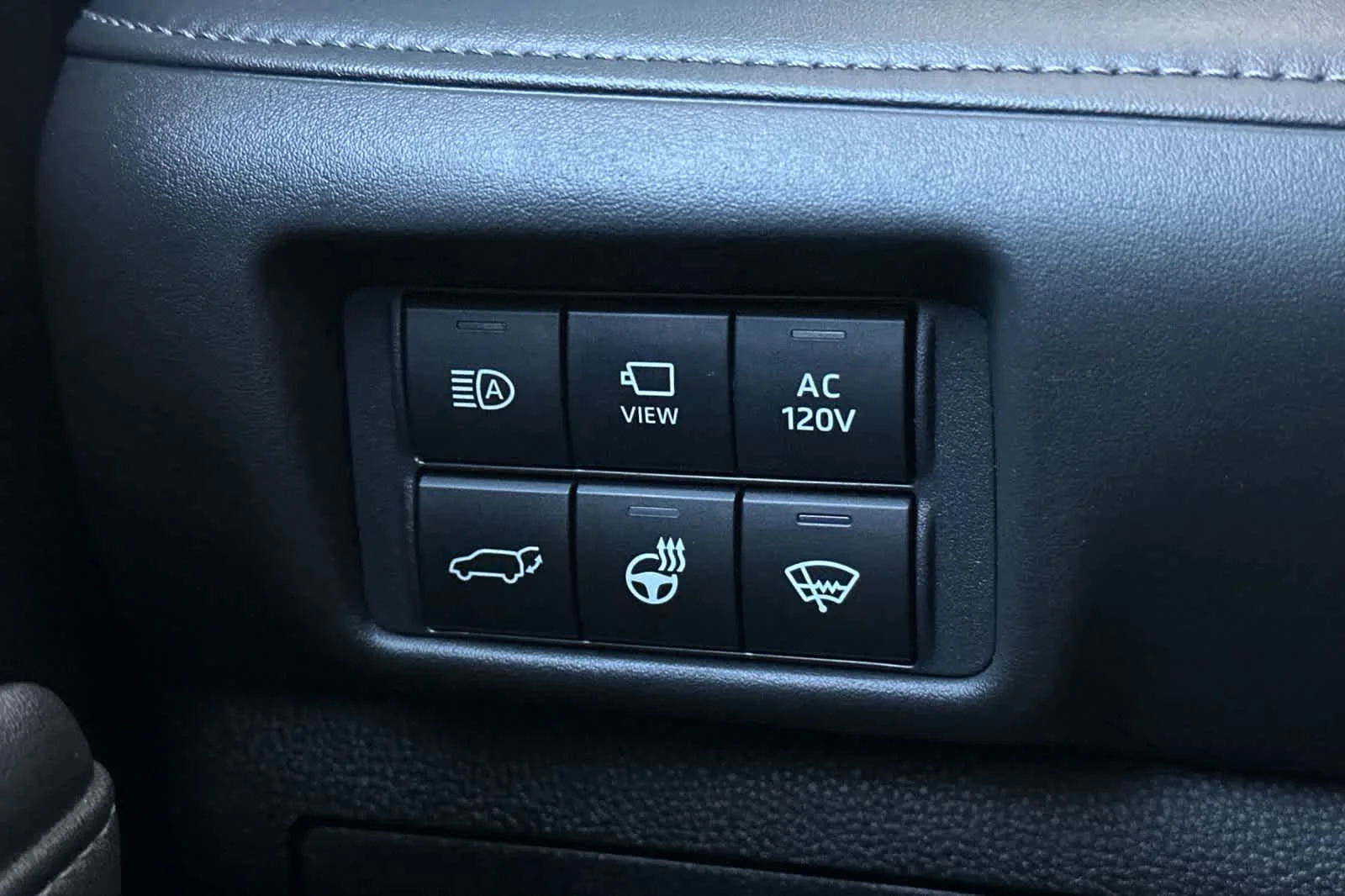 Used 2020 Blizzard Pearl Toyota Hybrid Platinum image 32
