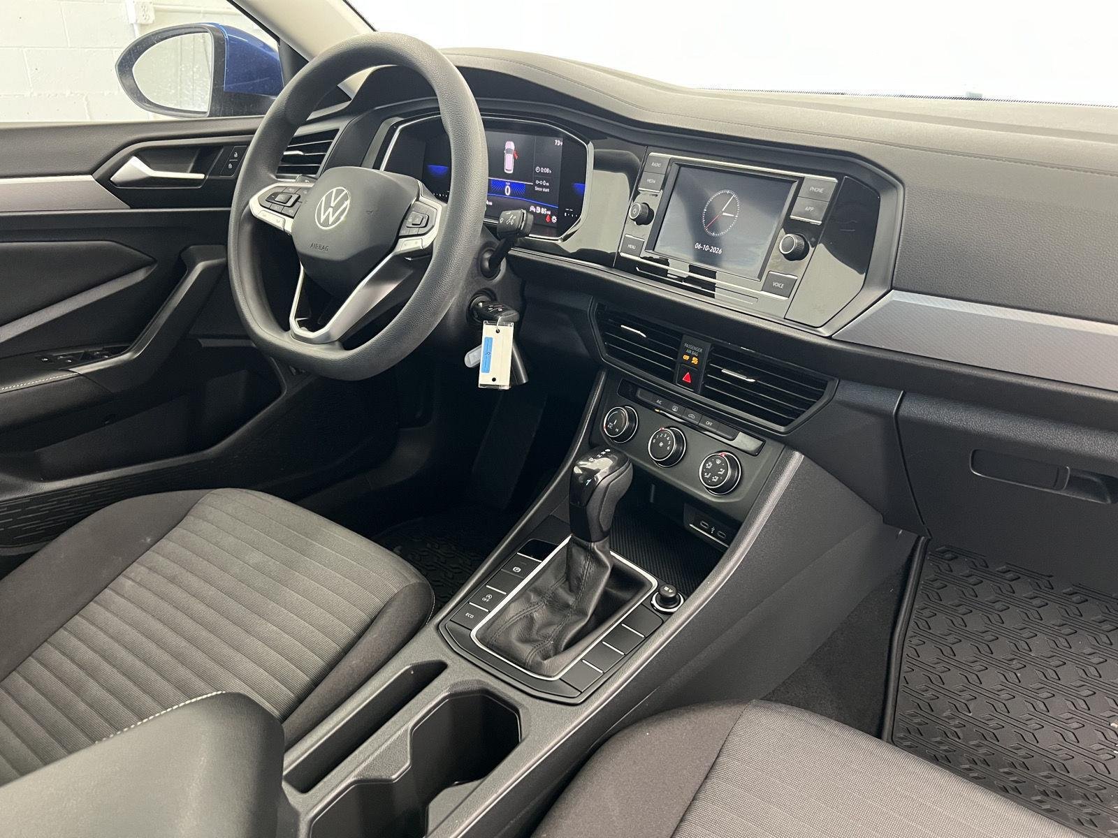 2022 Volkswagen Jetta S - Photo 29
