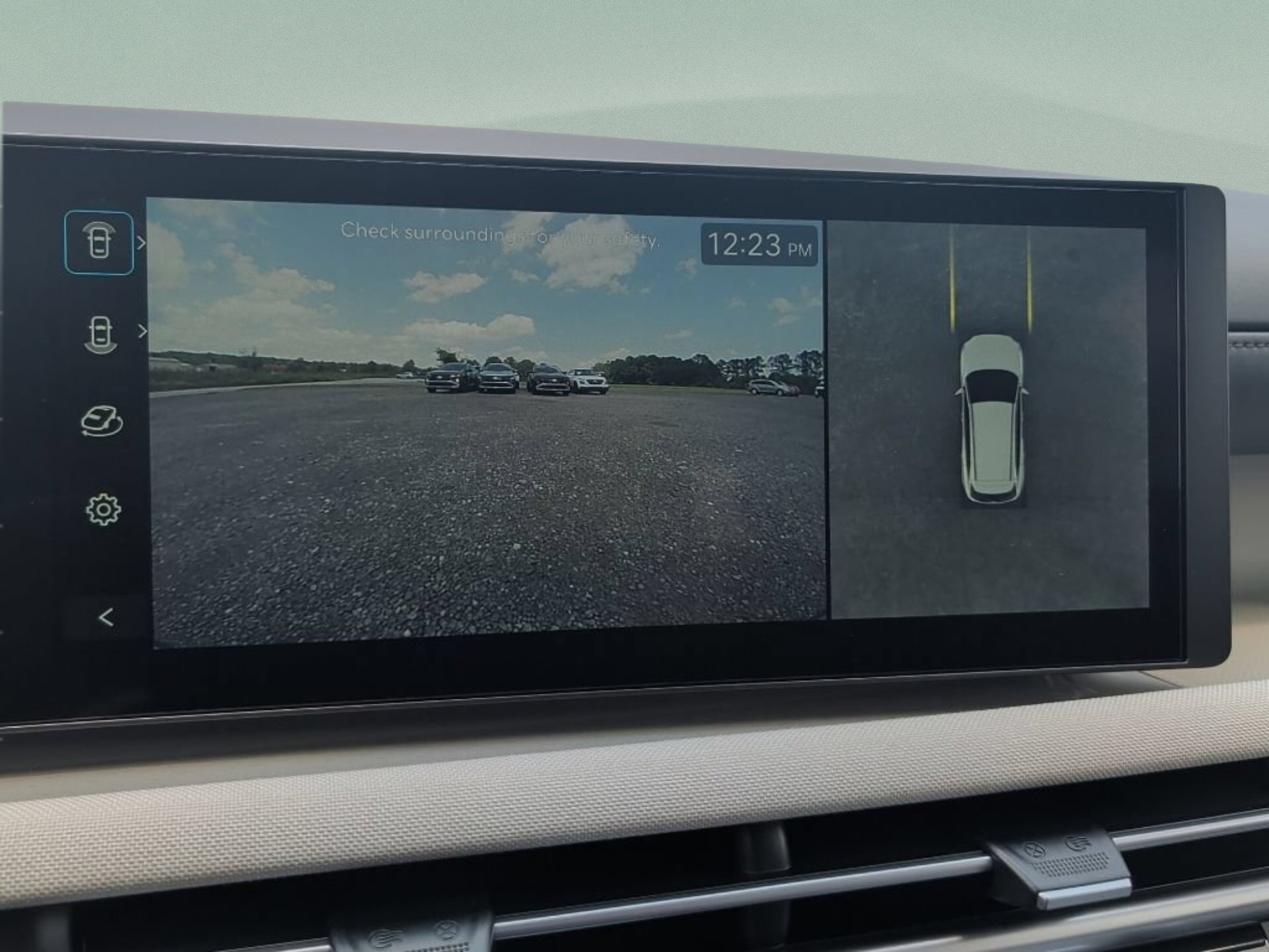 New 2026 Ecotronic Gray Hyundai Limited image 19