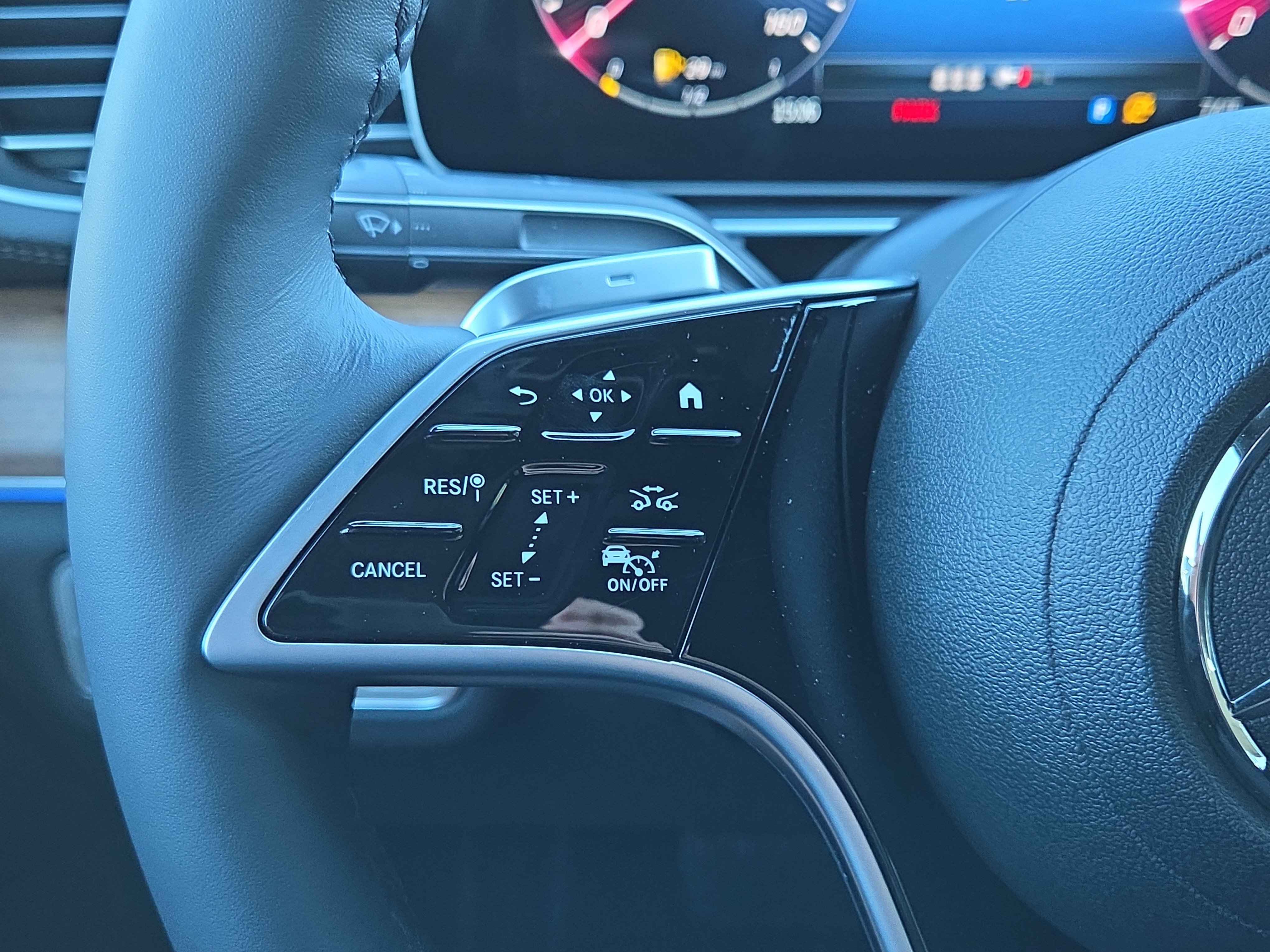 New 2026 Selenite Grey Metallic Mercedes-Benz GLE 450 Coupe image 49