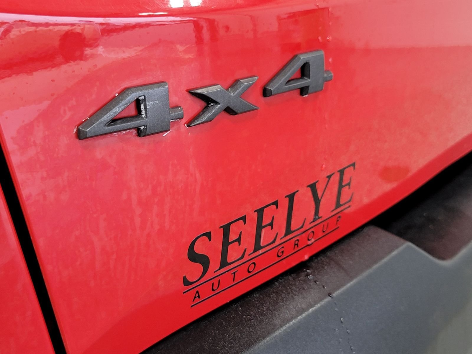 Used 2020 Red Jeep Sport image 31