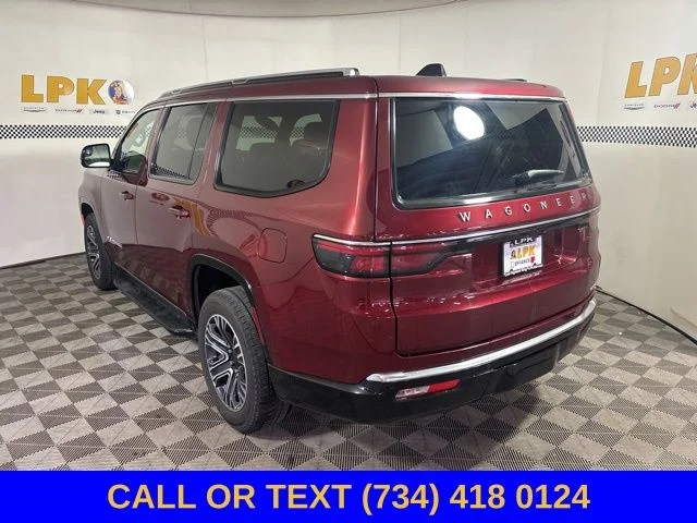 Used 2024 Velvet Jeep Series II image 11