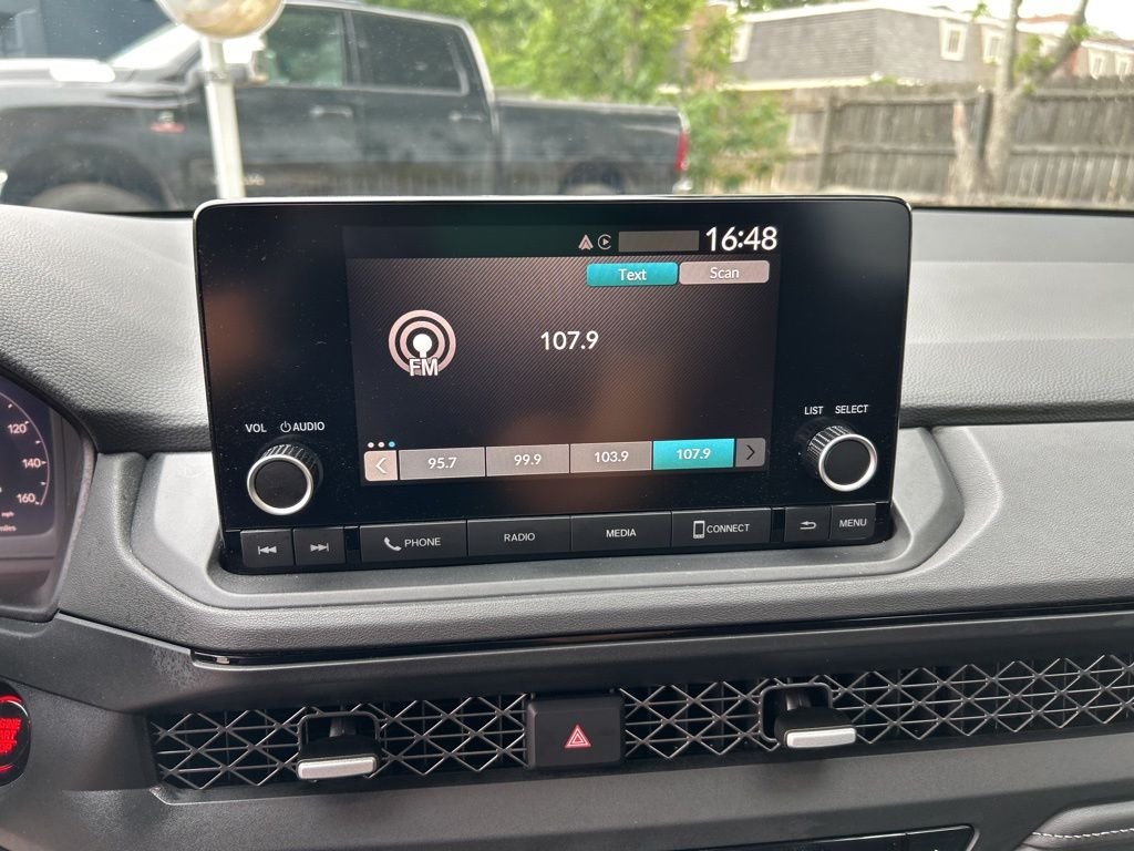Used 2023 Gray Honda EX image 17