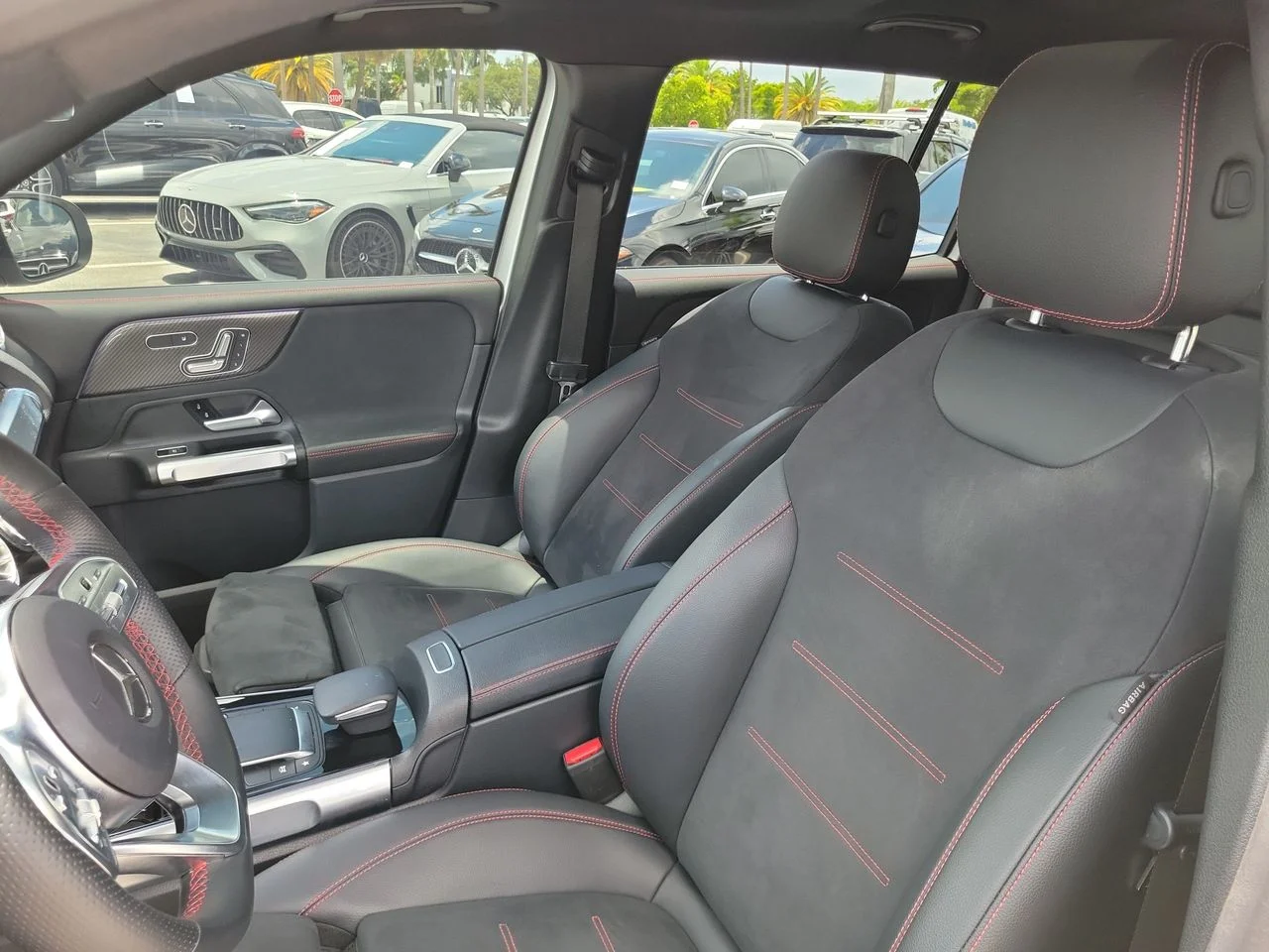 Certified Used 2023  Mercedes-Benz GLB 250 image 22