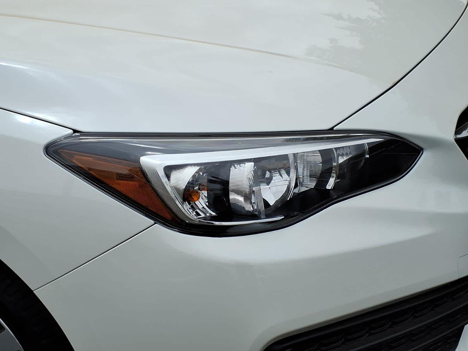 Used 2022 Crystal White Pearl Subaru Premium image 9
