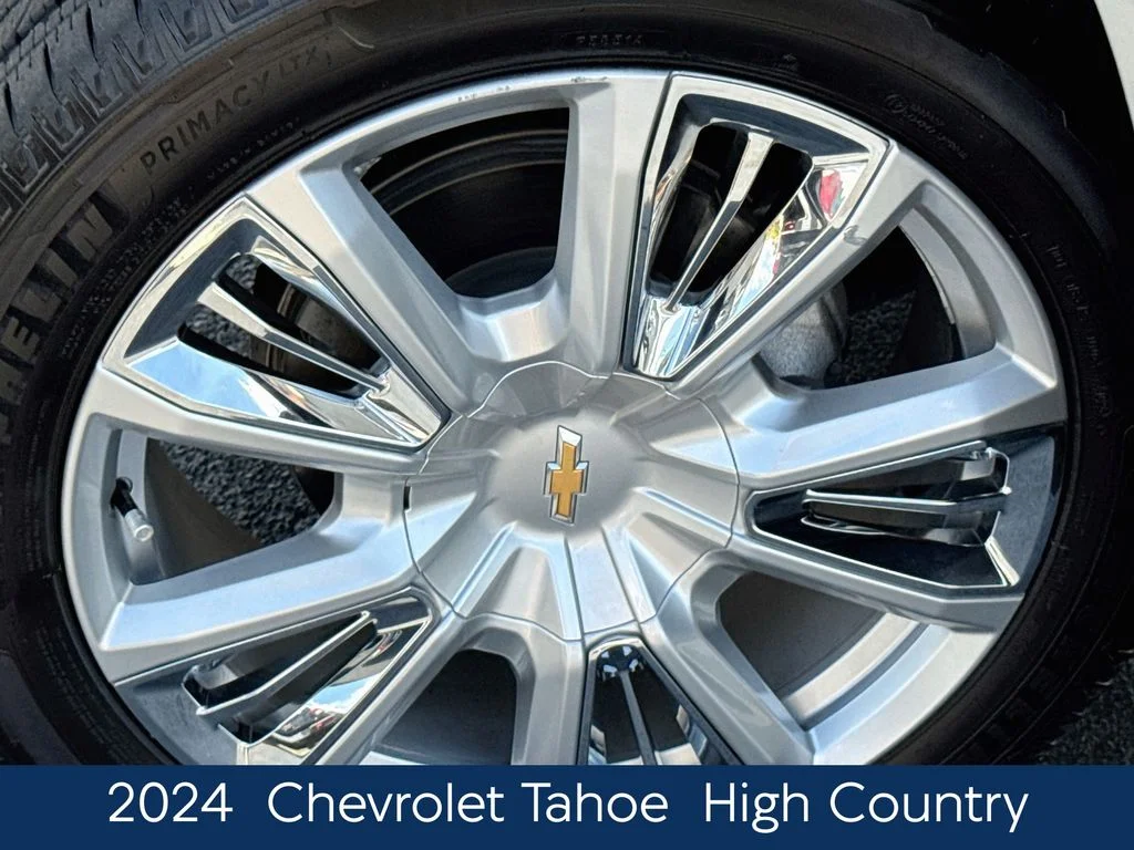 Used 2024 Gray Chevrolet High Country image 11