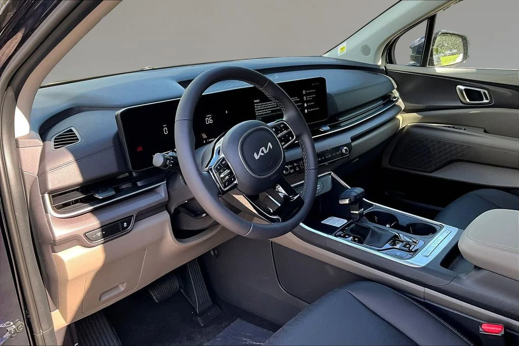 New 2026 Deep Chroma Blue Kia EX image 7