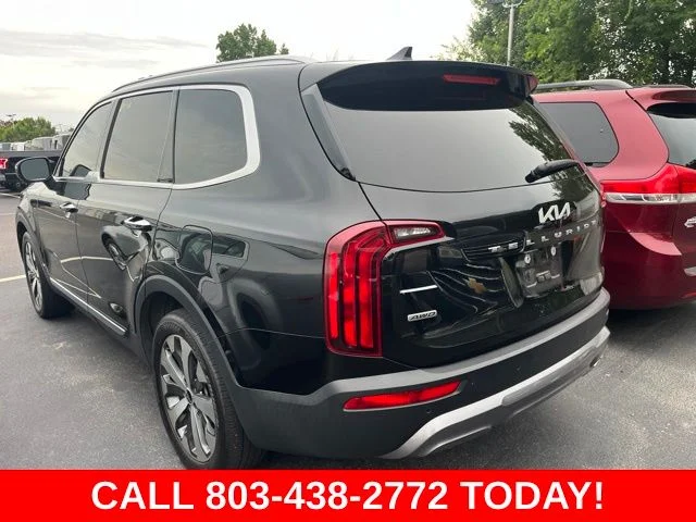 Used 2022 Black Kia S image 3
