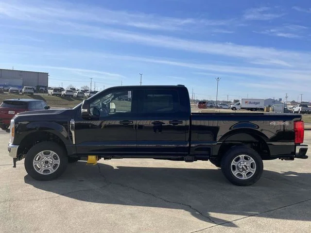 New 2026 Black Ford XLT image 6