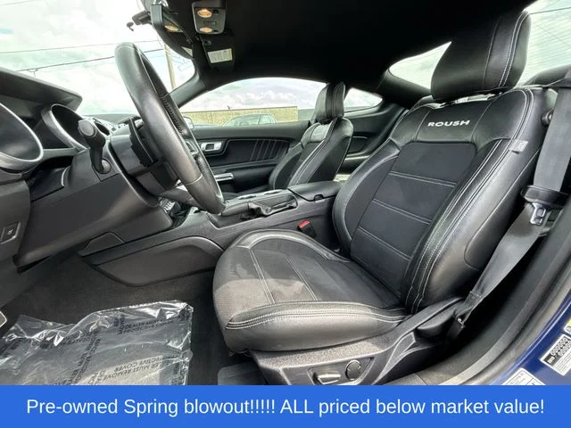Used 2019 Blue Ford GT Premium image 17