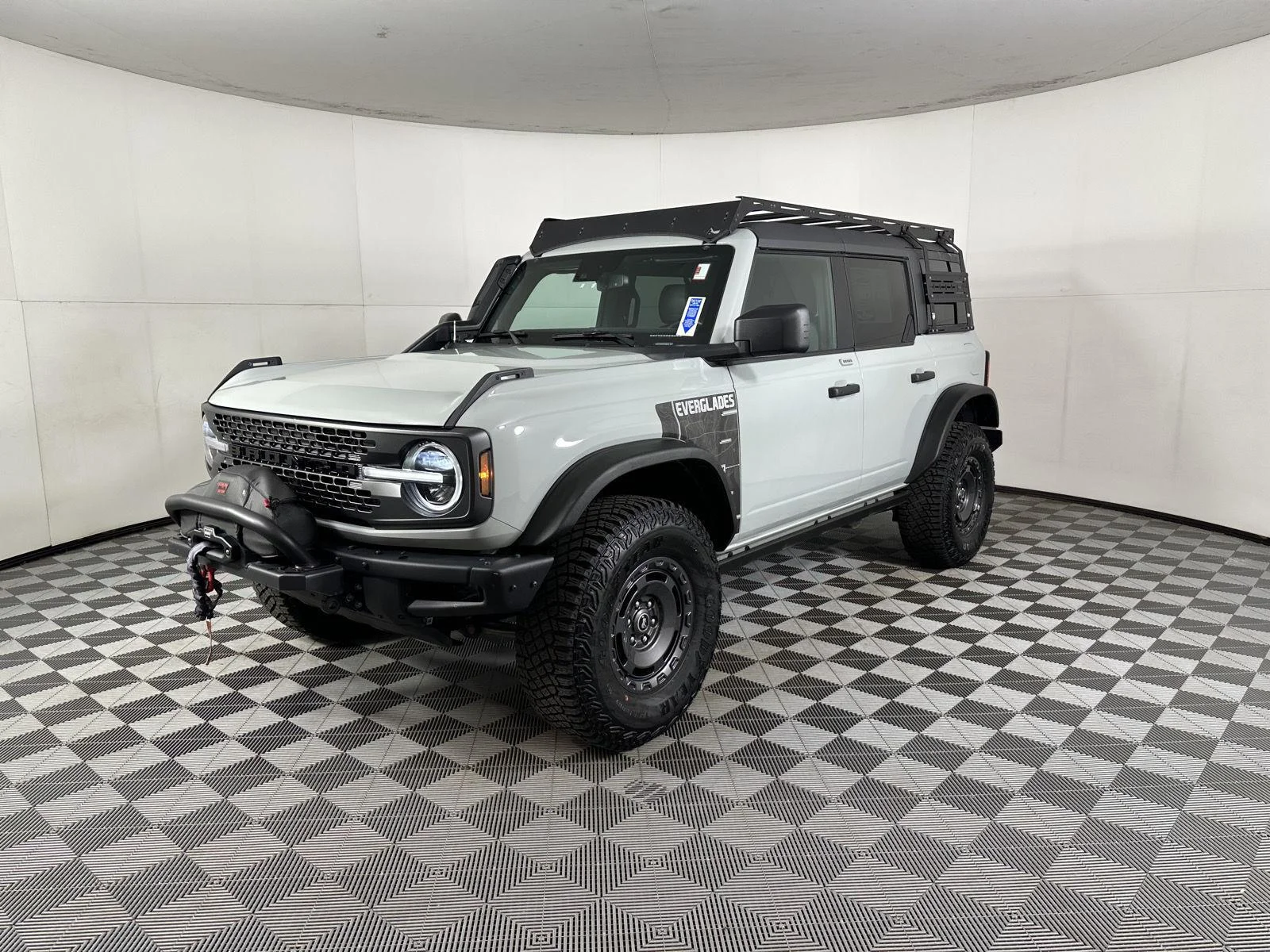 Used 2023 Cactus Gray Ford Everglades Advanced image 28