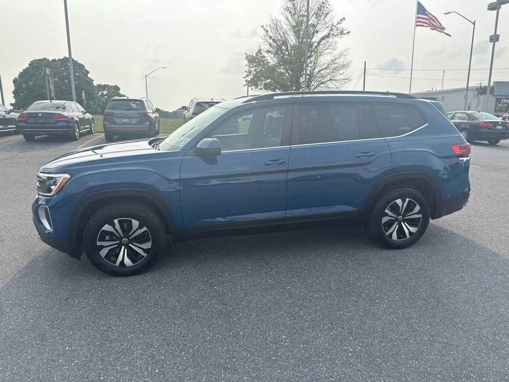 Certified Used 2026 Mountain Lake Blue Metallic Volkswagen SE image 11