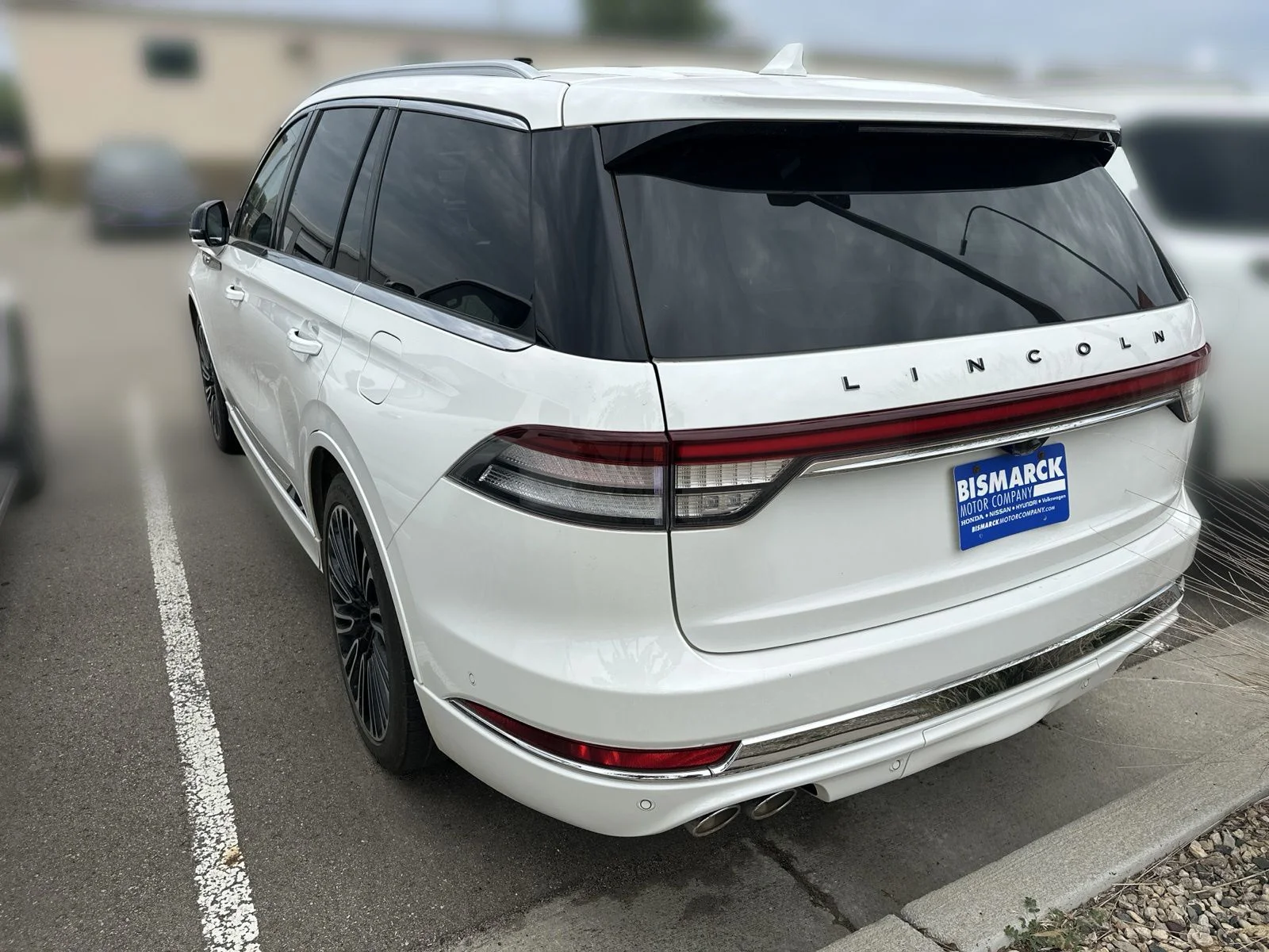 Used 2023 White Lincoln Black Label image 4