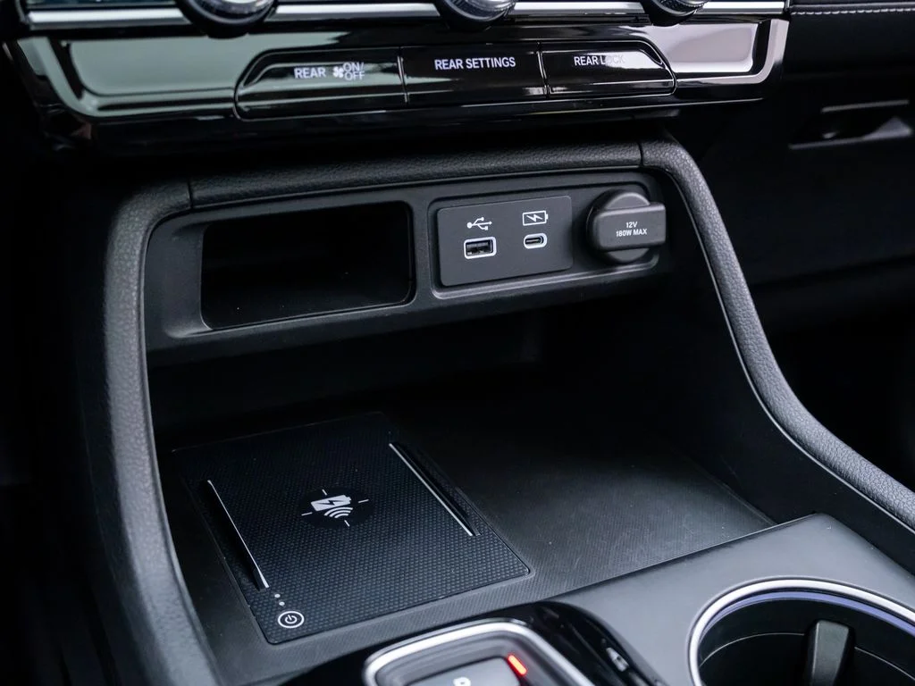 2023 Honda Pilot Elite - Photo 30