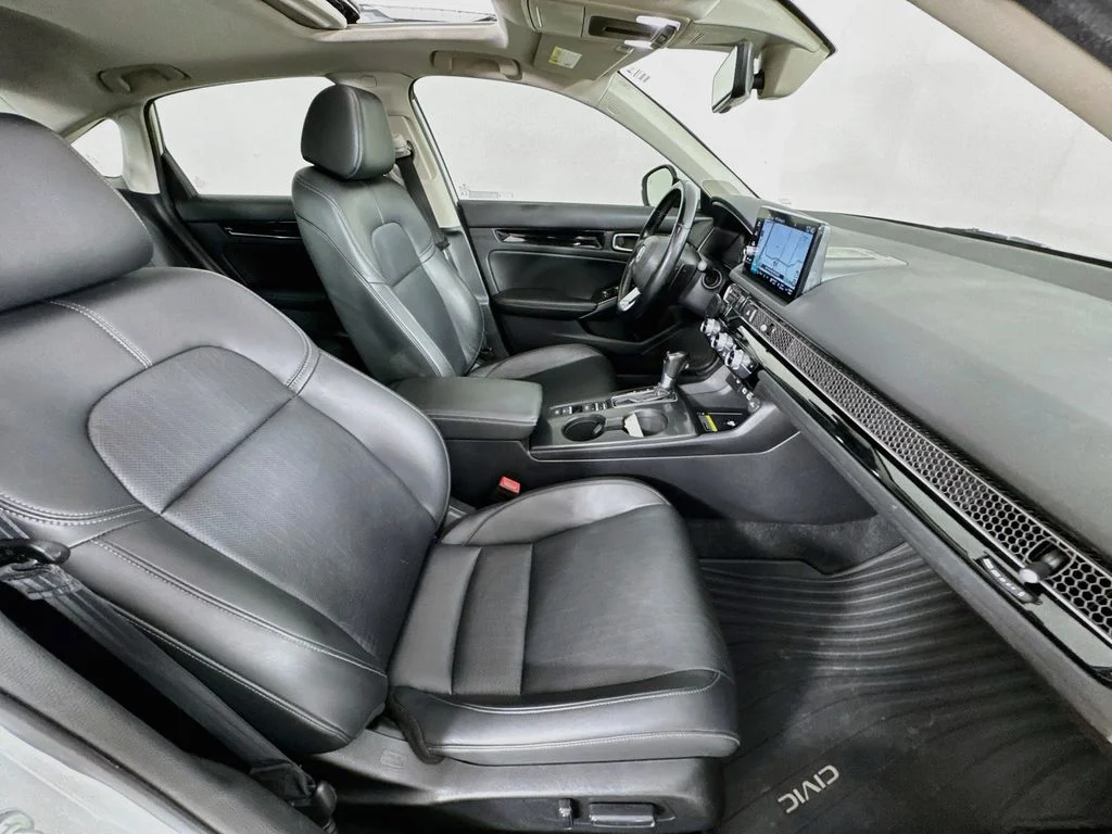 Certified Used 2022 Platinum White Pearl Honda Touring image 37