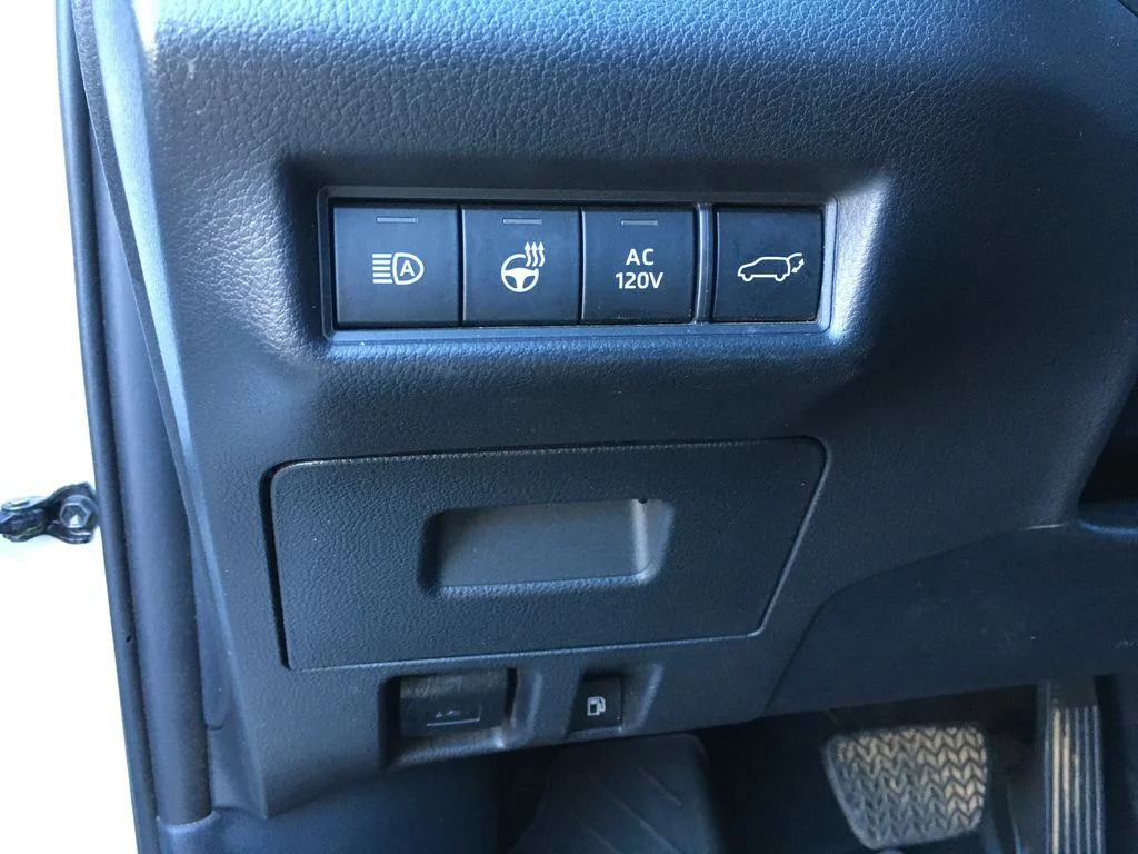 Certified Used 2024 Beige Toyota MAX Platinum image 19