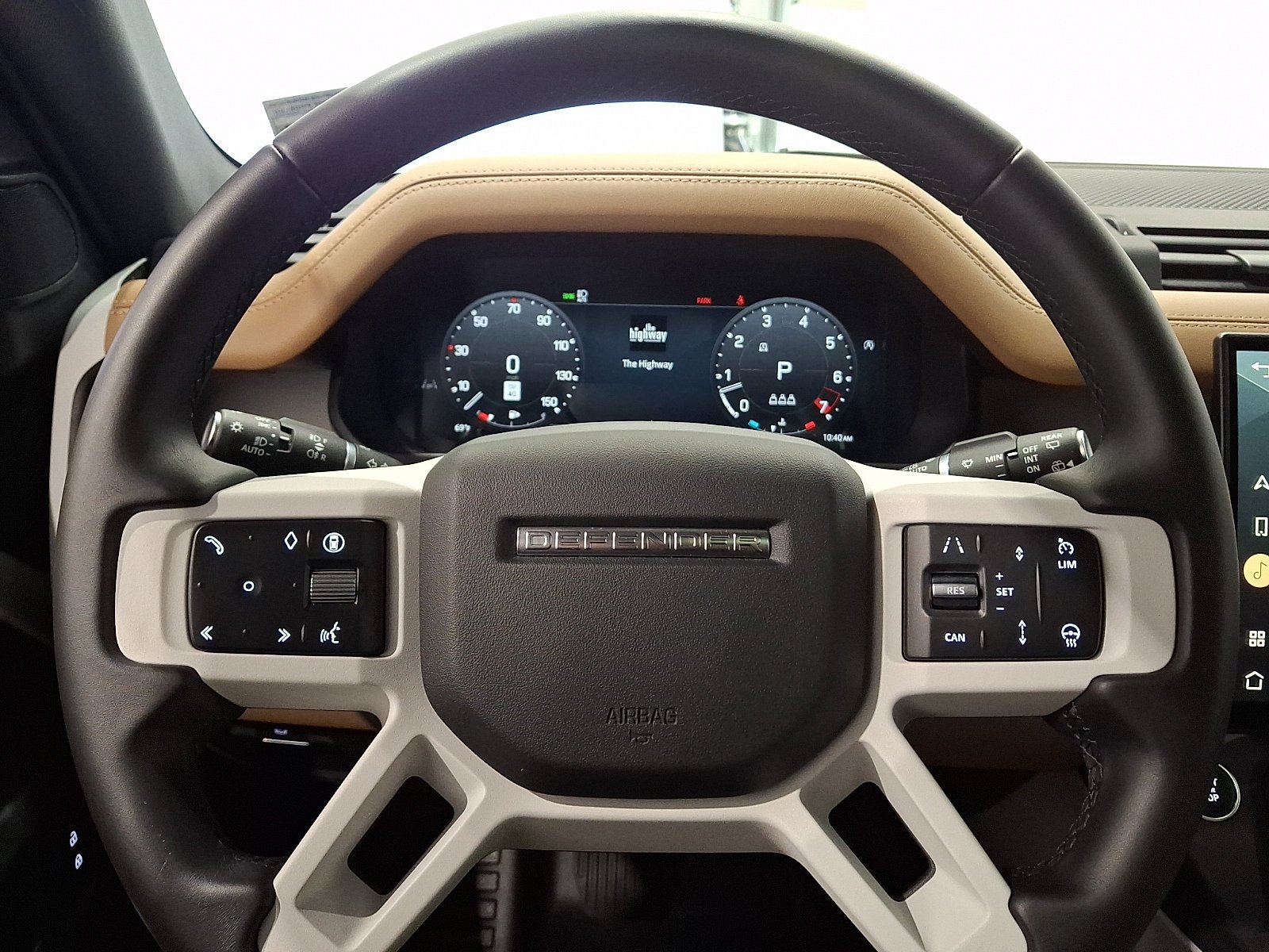 Certified Used 2026 Fuji White Land Rover  image 20