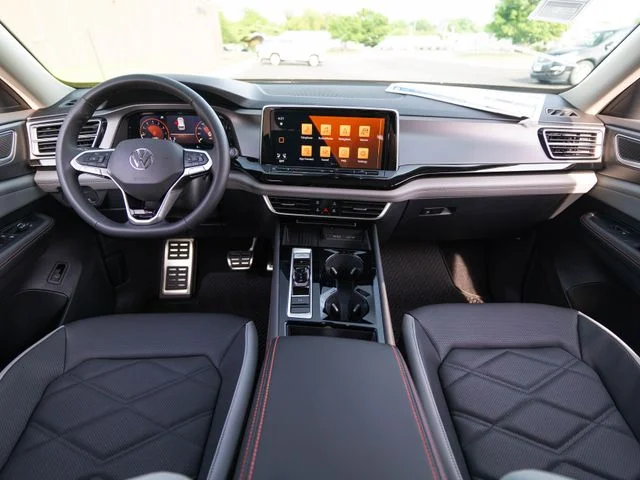 New 2026 Gray Volkswagen 2.0T Peak Edition image 13