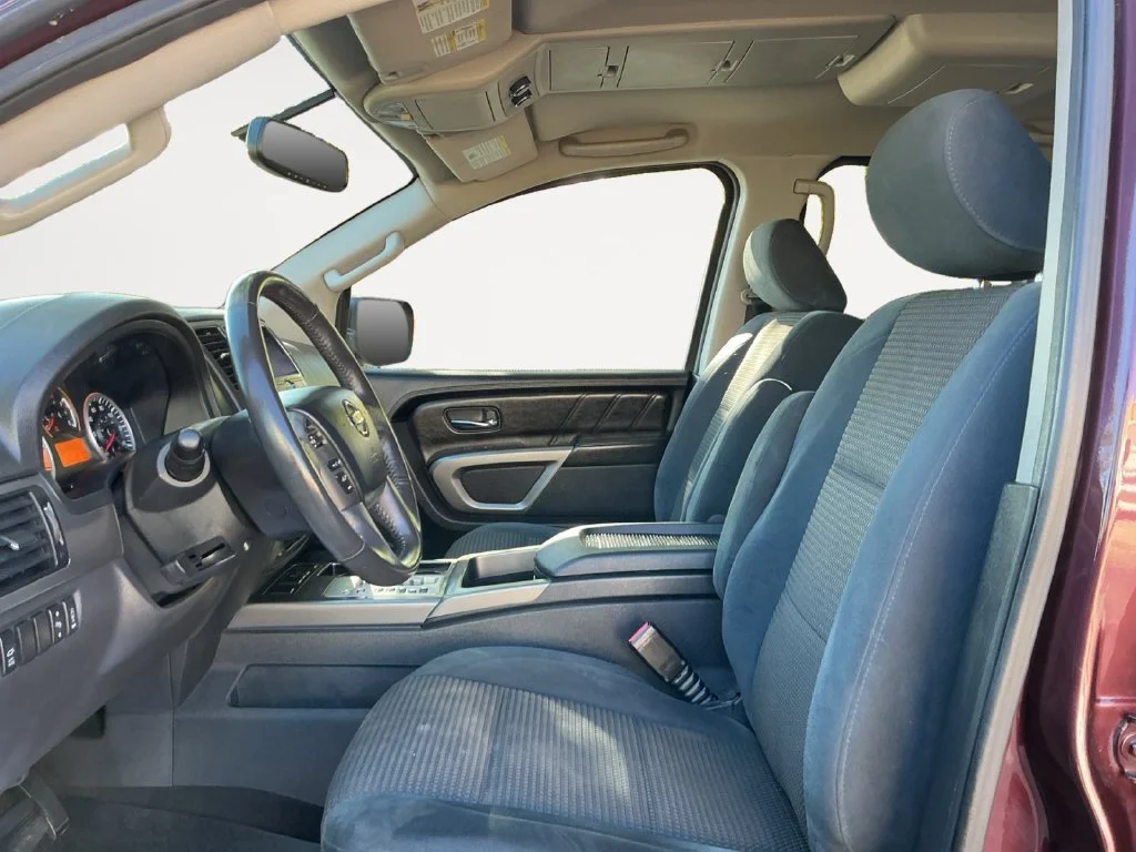 Used 2015 Black Nissan SV image 16