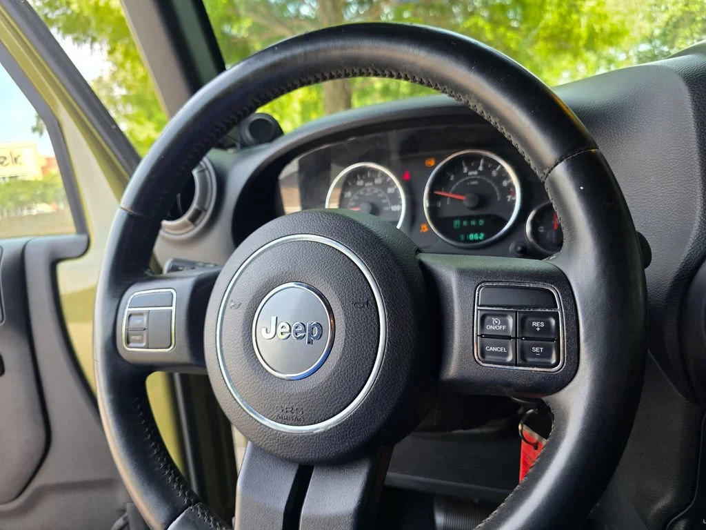 Used 2013 Green Jeep Sport image 23