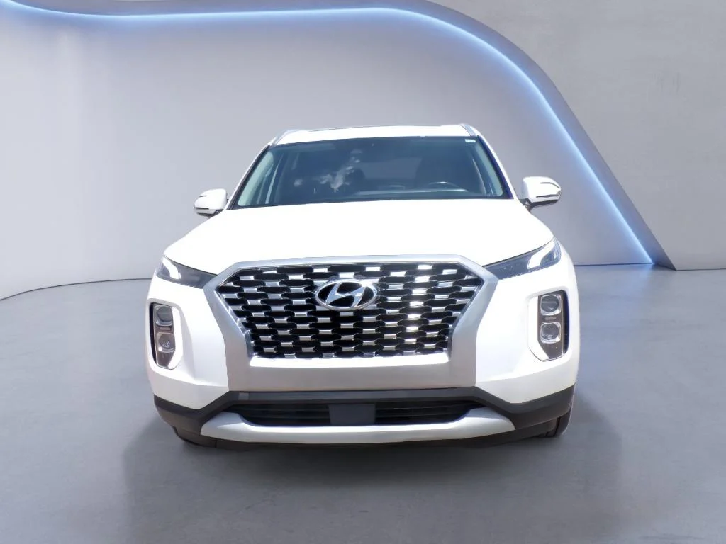 Used 2020 Hyper White Hyundai SEL image 2