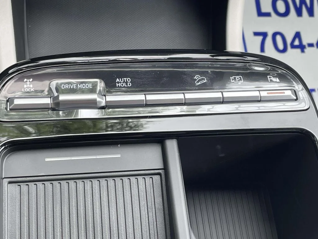New 2026 White Hyundai Limited image 34