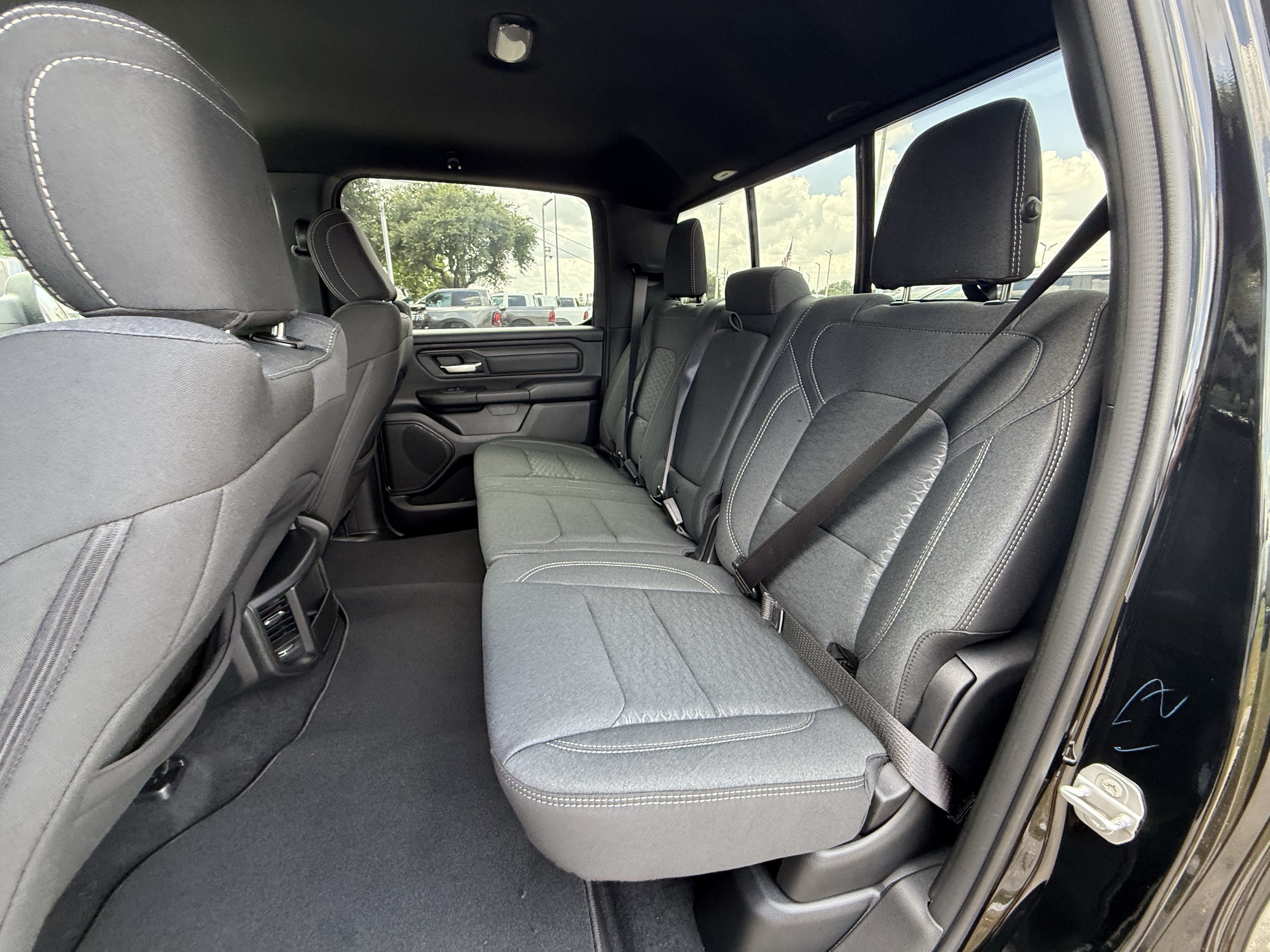 New 2026 Diamond Black Crystal Pearl-Coat Exterior Paint RAM Express image 15