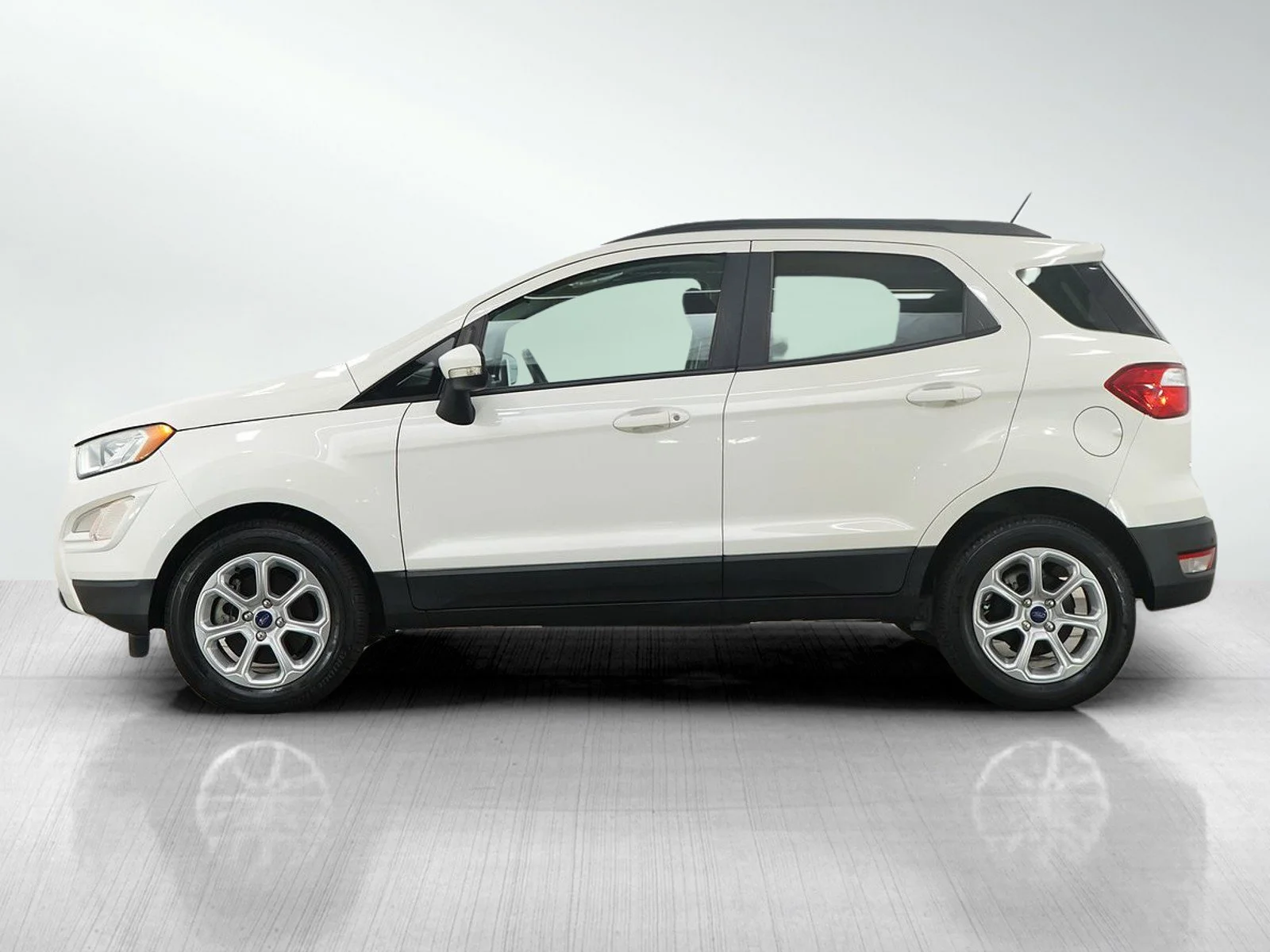 Used 2020 Ford Ecosport SE with VIN MAJ3S2GE4LC336490 for sale in Minneapolis, Minnesota