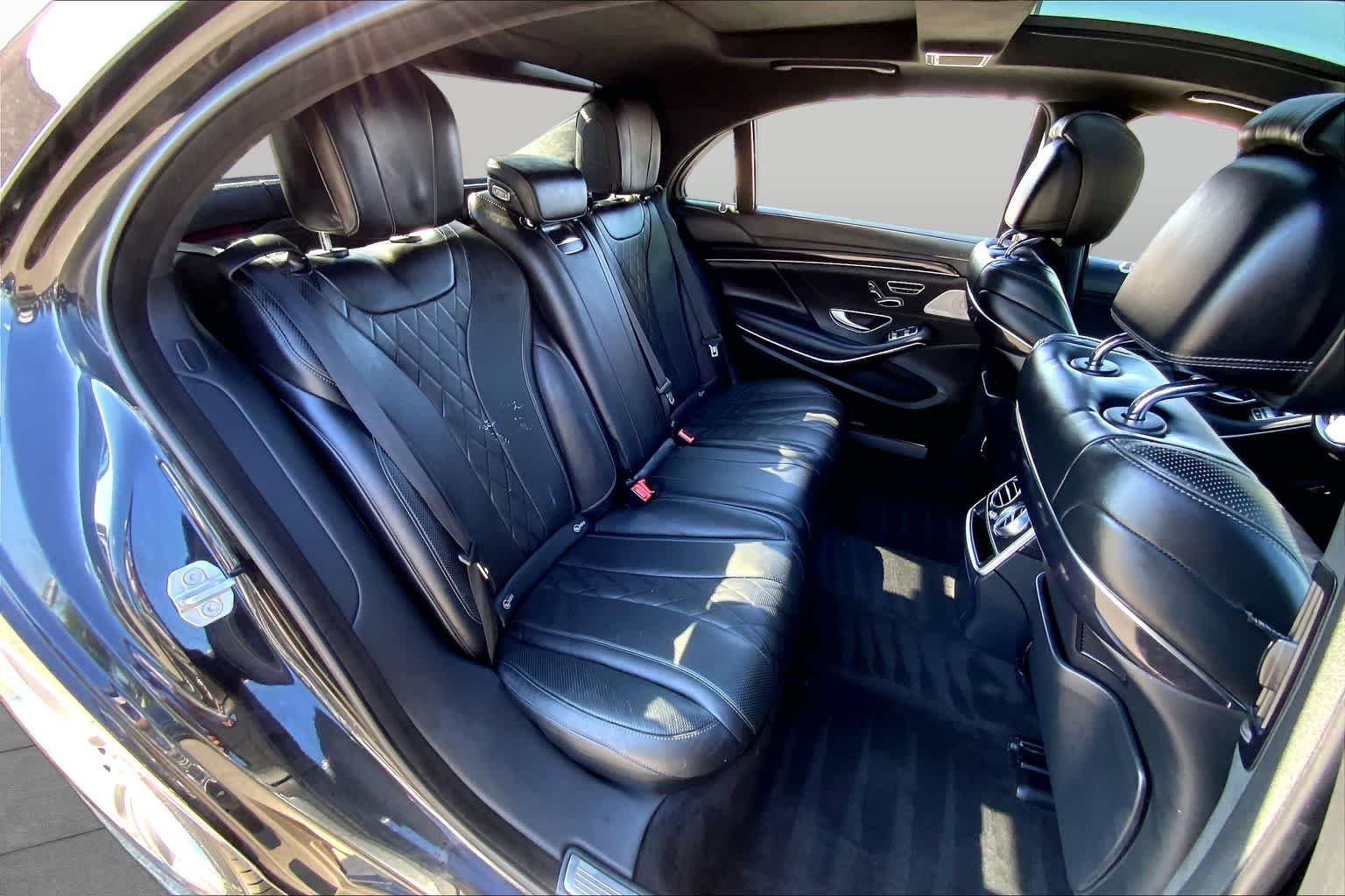 Used 2019 Obsidian Black Metallic Mercedes-Benz S 560 image 21