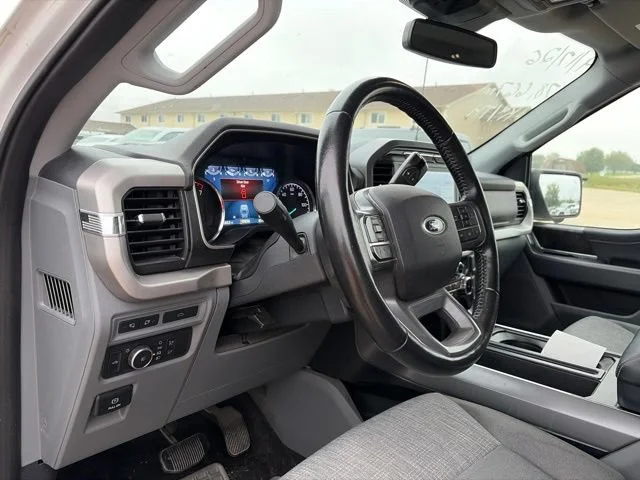 Used 2022 White Ford XL image 13