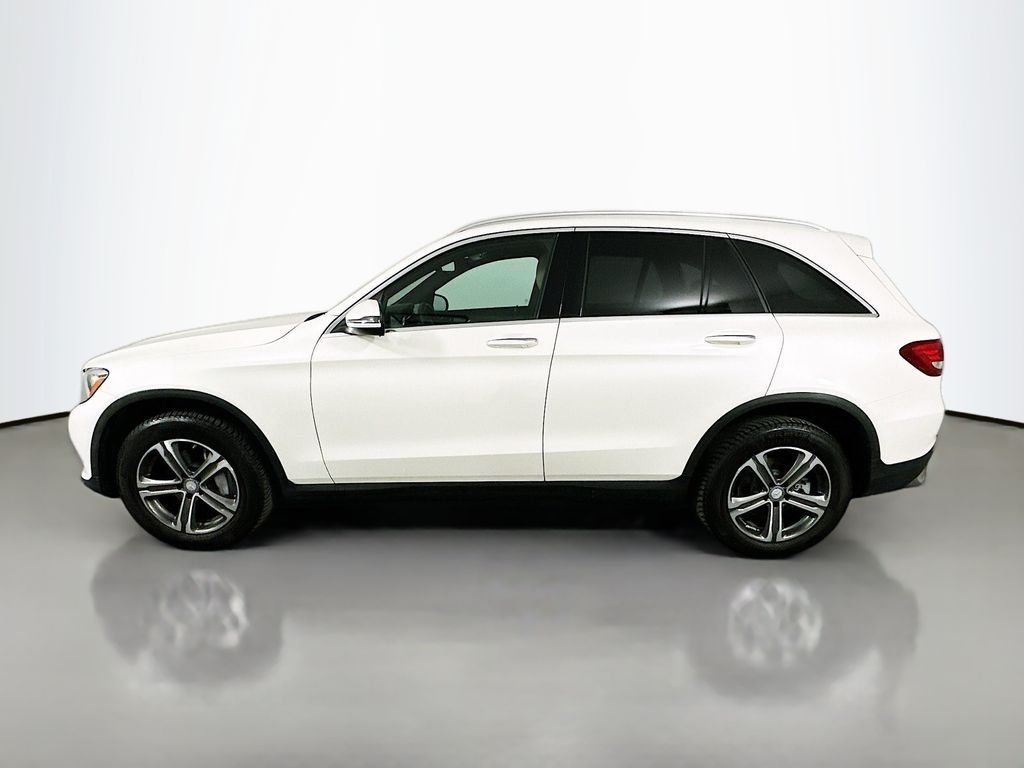 Used 2017 White Mercedes-Benz GLC 300 image 8