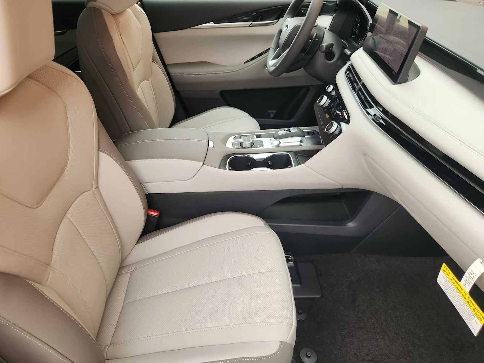 New 2027 GRAND BLUE INFINITI Sport AWD image 9