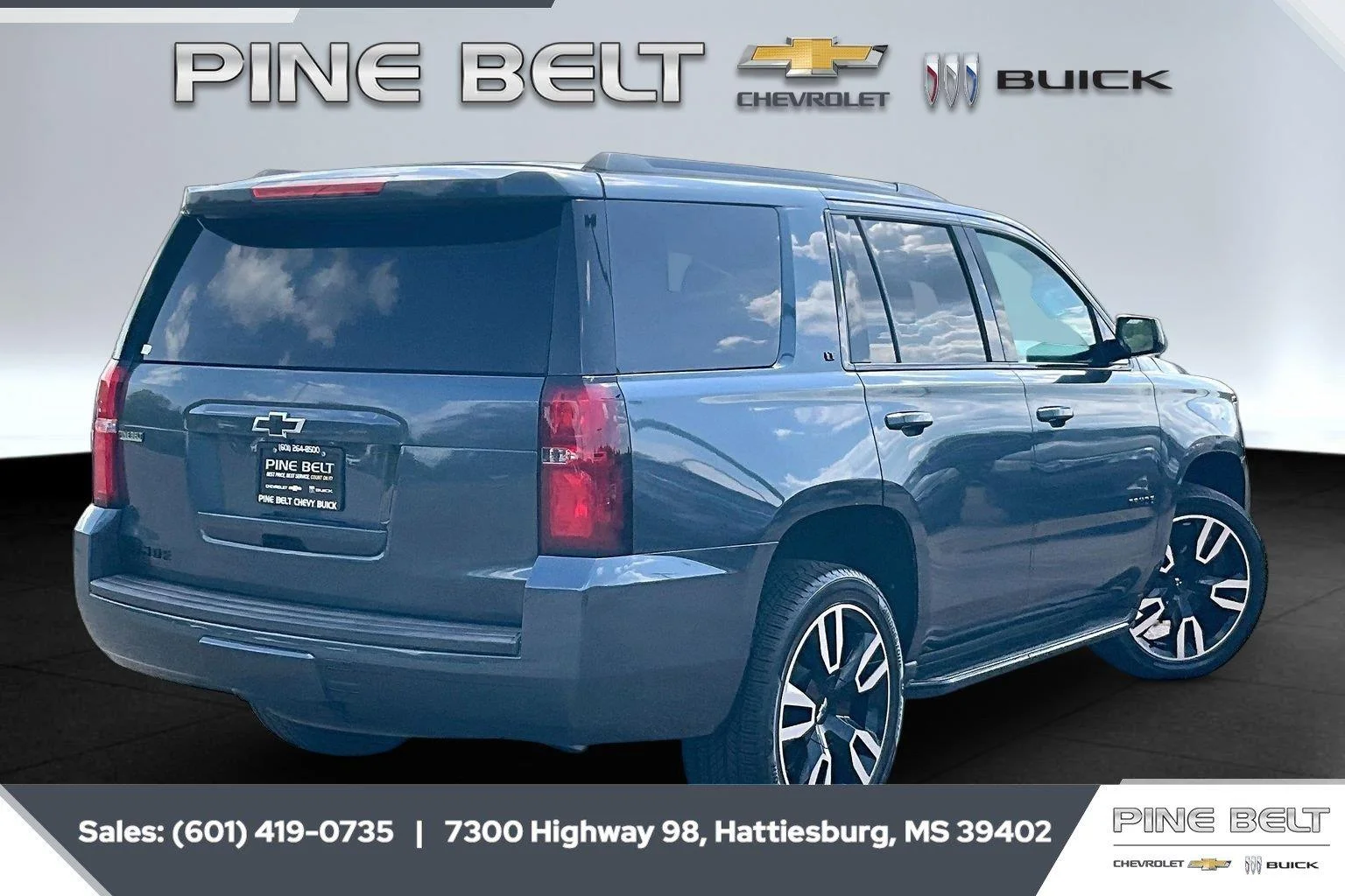 Used 2019 SHADOW GRAY METALLIC Chevrolet LT image 11