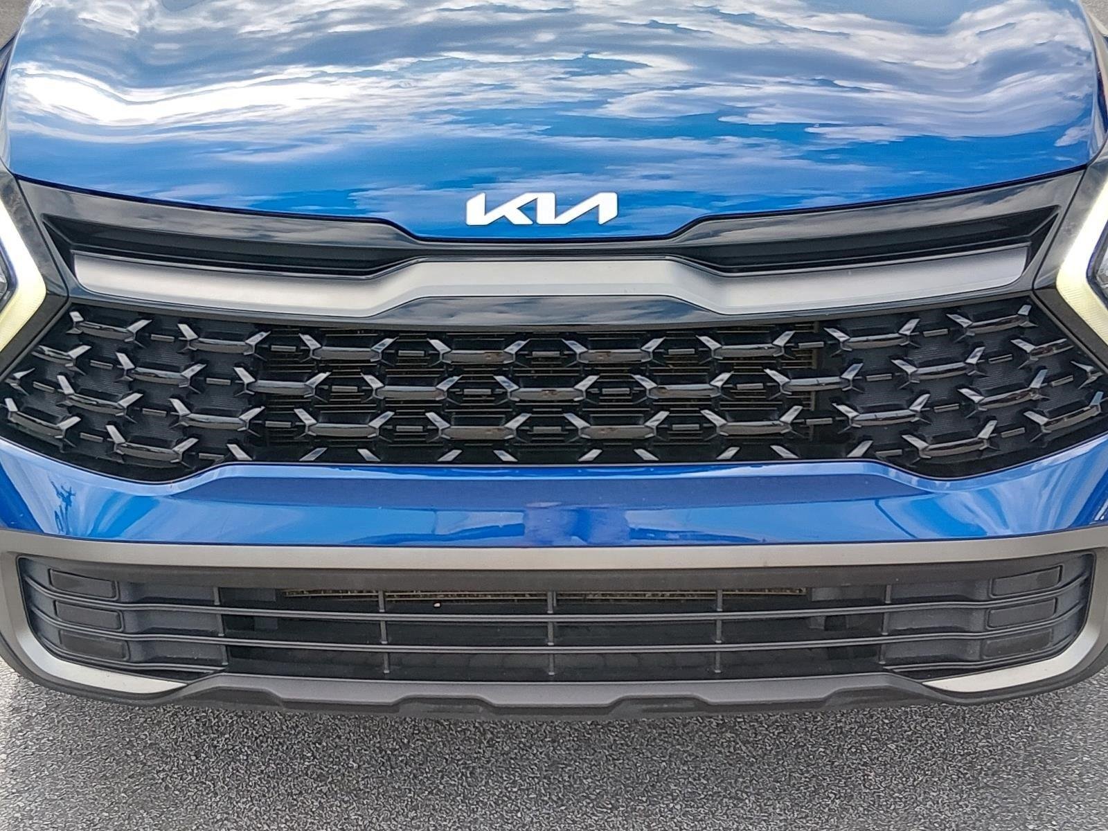 Used 2023 Sapphire Blue Kia X-Line image 9