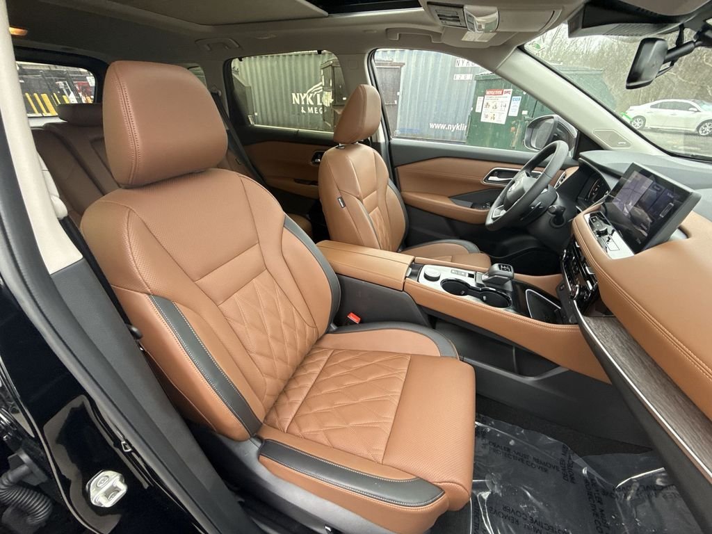 2026 Nissan Rogue Platinum - Photo 24