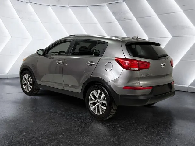 Used 2015 Silver Kia LX image 6