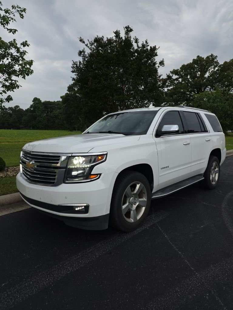 2019 Chevrolet Tahoe 2WD Premier's photo
