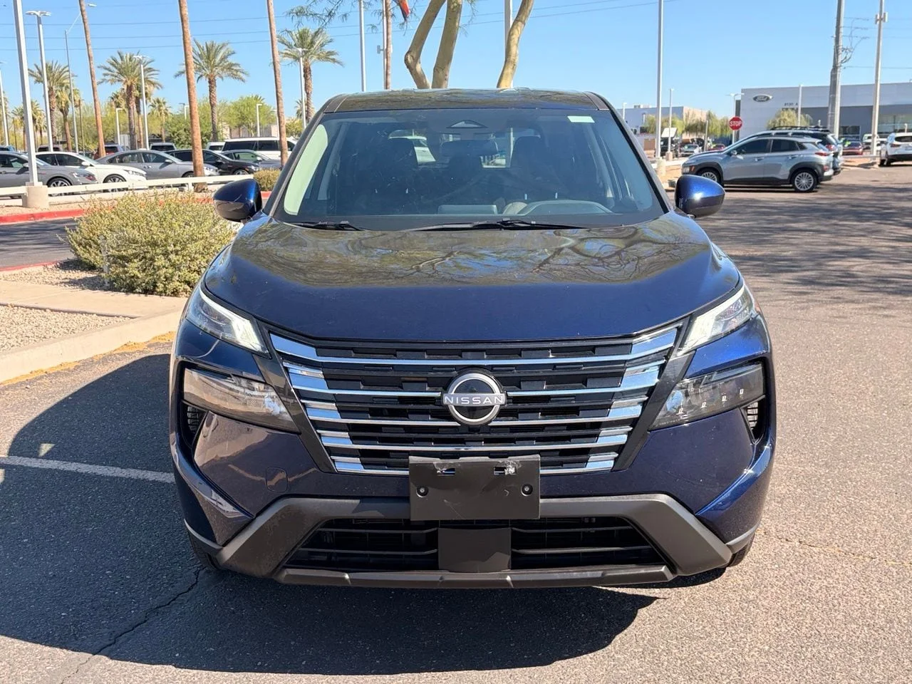 Used 2025 Deep Ocean Blue Pearl Nissan SV image 8