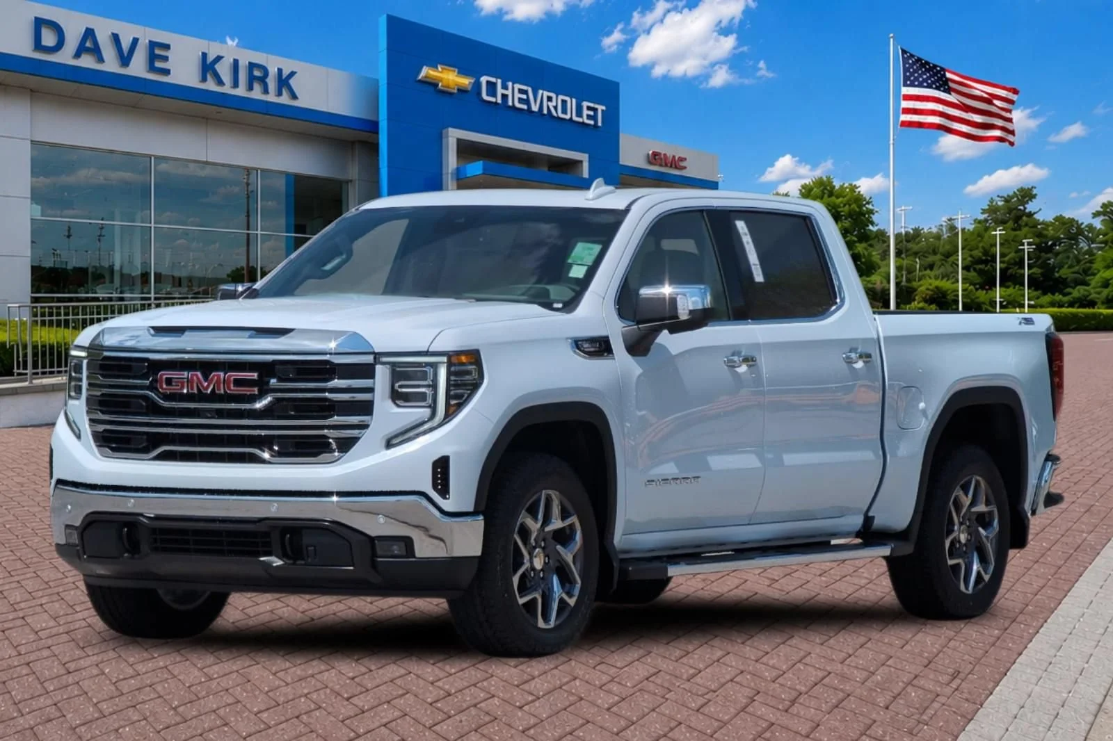 New 2026 Glacier White Tricoat GMC SLT image 7