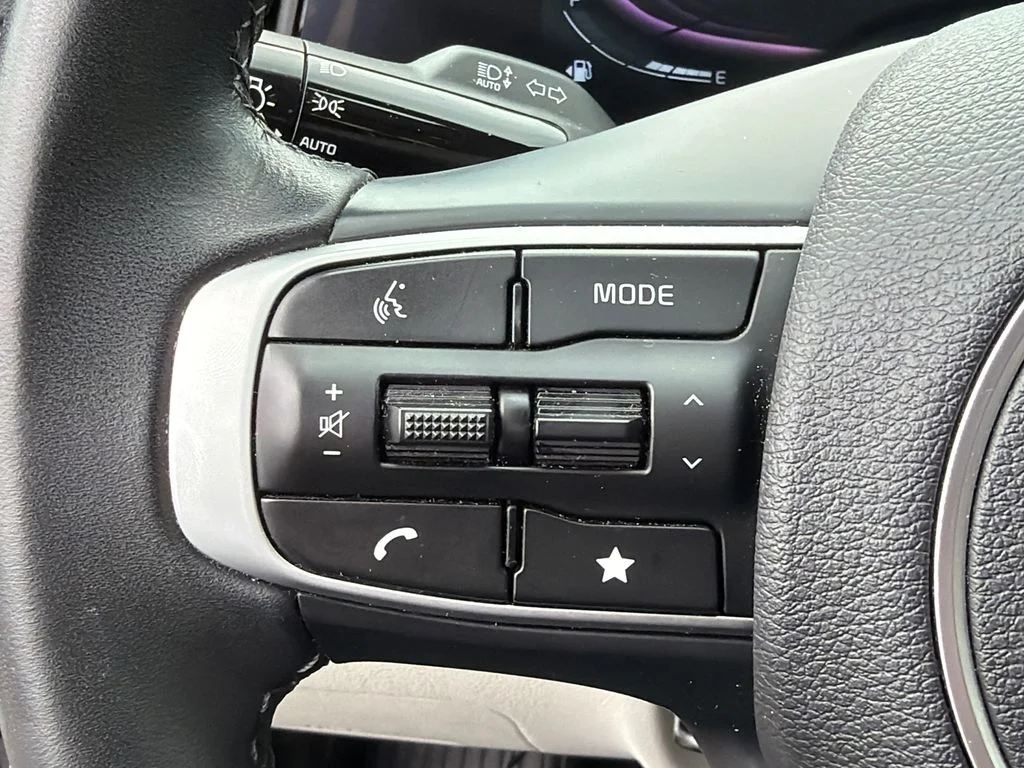 Used 2024 Gray Kia EX image 24