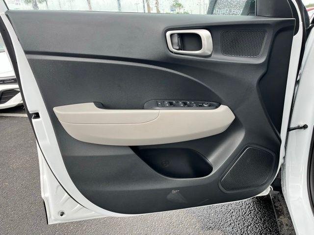 New 2026 White Hyundai SEL image 16
