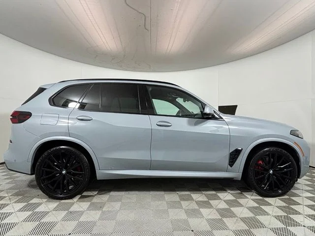 Used 2024 Brooklyn Grey Metallic BMW xDrive40i image 8