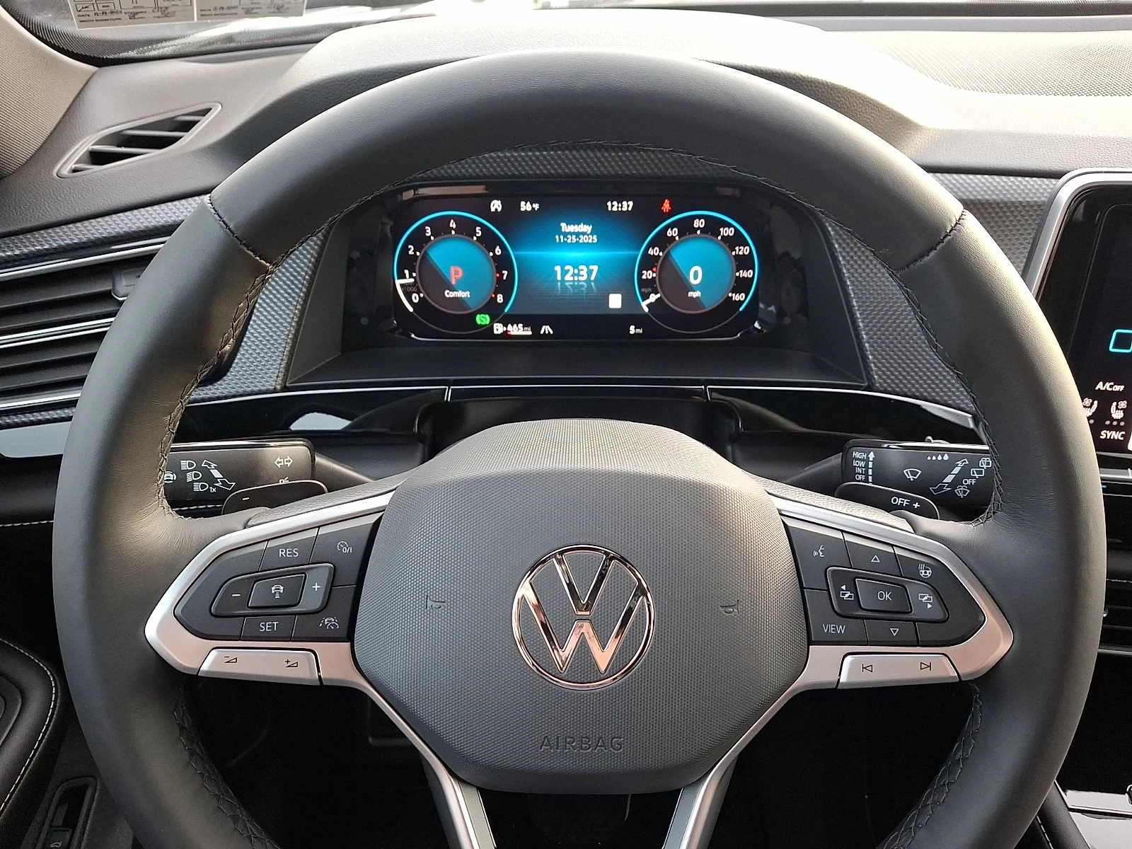 2026 Volkswagen Atlas Cross Sport SEL Premium R-LINE - Photo 10