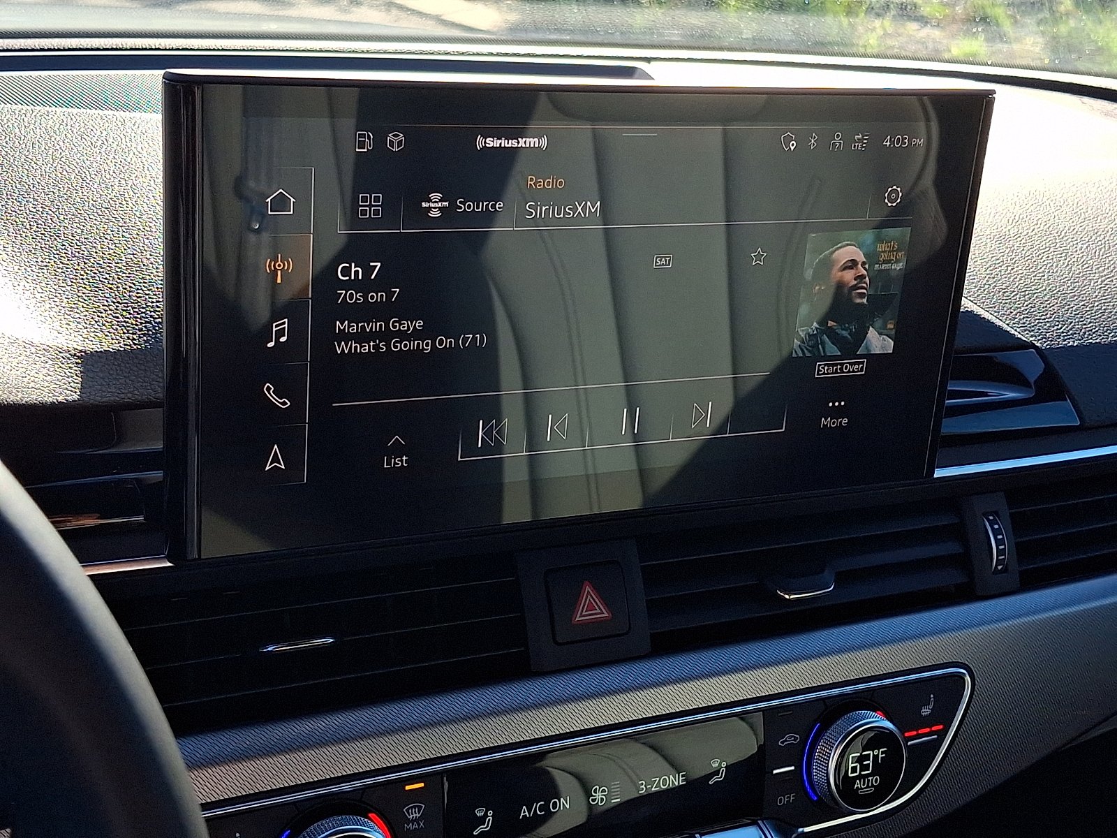 Used 2022 Glacier White Metallic - 2Y2Y Audi Premium Plus 45 TFSI S line quattro S tronic image 18