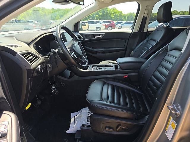 Used 2024 Silver Ford SEL image 2